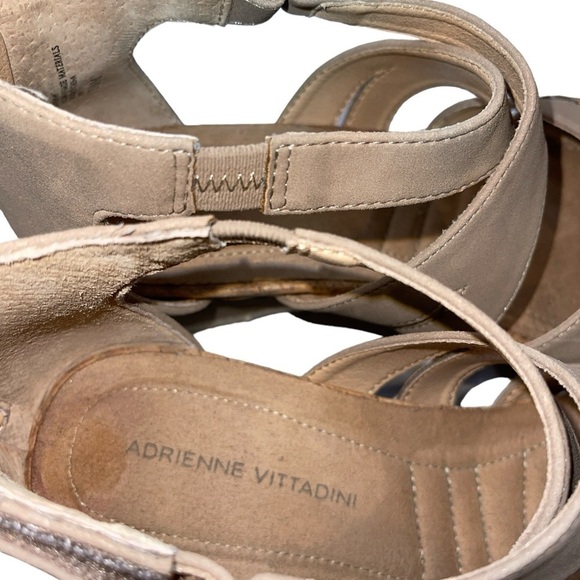 Adrienne Vittadini Women's Sandals Size 10M Tan Fabric "Timmy" Zip Close Wedge - Picture 11 of 13